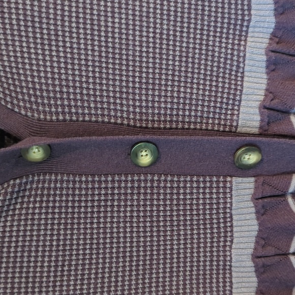 Title Nine Wool Blend Three Button Longline Cardigan Purple XS Patterned - Picture 3 of 9